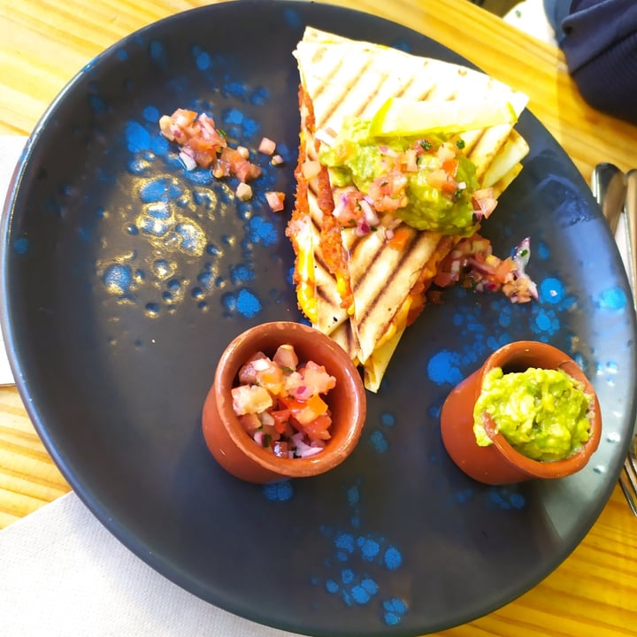 photo of Frutas Prohibidas Quesadillas de chorizo shared by @vviborezna on  14 Feb 2021 - review