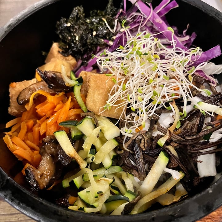 photo of Daehwa Vegetarian 비빔밥 Bibimbap shared by @preethiness on  04 Jun 2022 - review