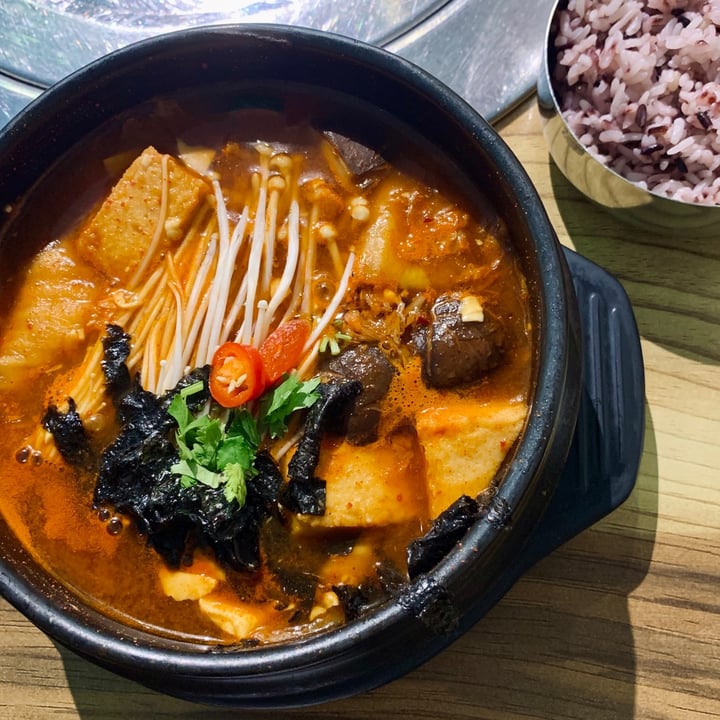 photo of The Boneless Kitchen Soondubu Jjigae (Soft Tofu Stew) shared by @shinghui on  14 Jul 2020 - review