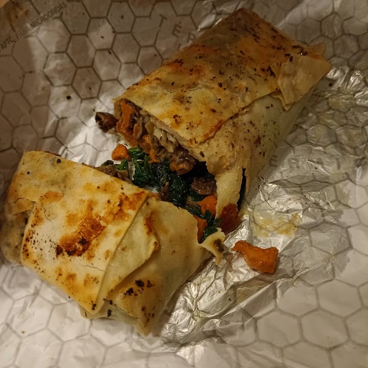 photo of Crisana Plant Based Wrap Vegano shared by @lolyfracchia on  11 Sep 2022 - review