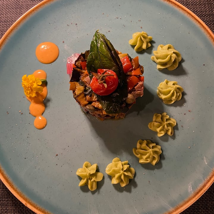 review photo of Cantine De Gregorio Caponata con mousse di avocado shared by @chiaranaive on 01 Aug 2022 - review