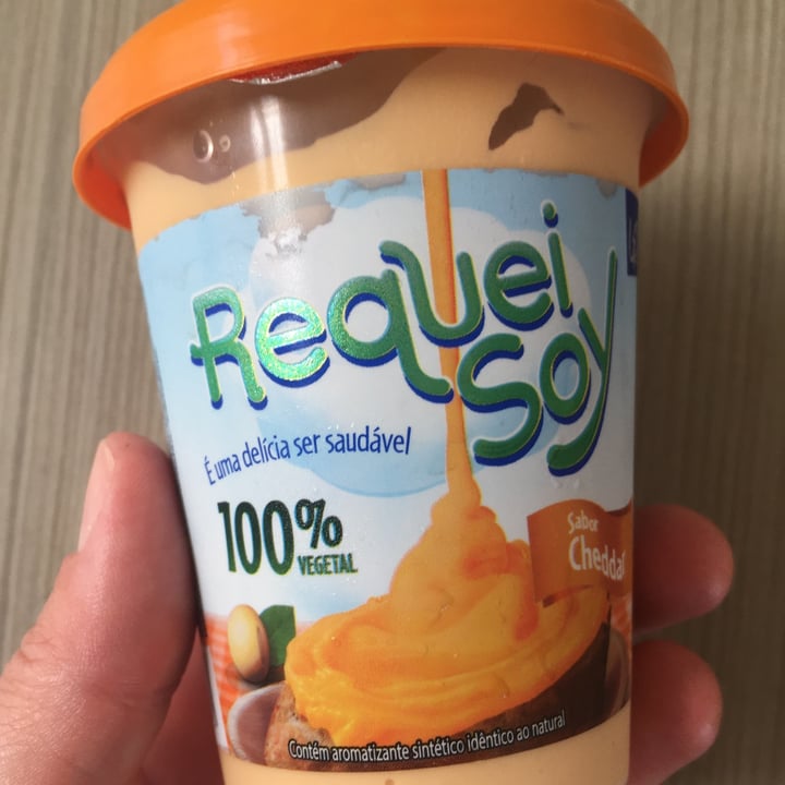 review photo of Lifeco Requeijão Sabor Cheddar shared by @patigodoi on 10 Apr 2022 - review
