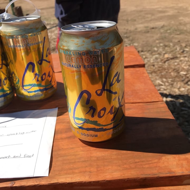 photo of La Croix Limoncello Sparkling Soda shared by @ahhgee on  13 Mar 2021 - review