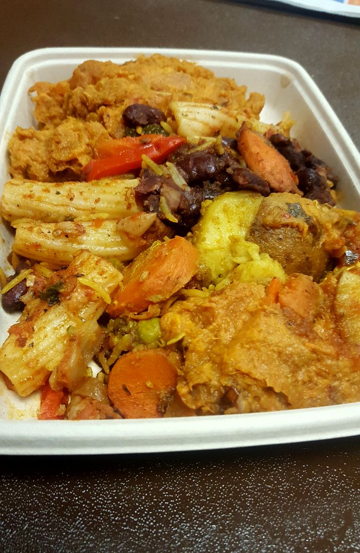 photo of The Big Carrot Danforth Community Market Mini Dini-Grab and go meal shared by @abstractauras on  25 May 2019 - review