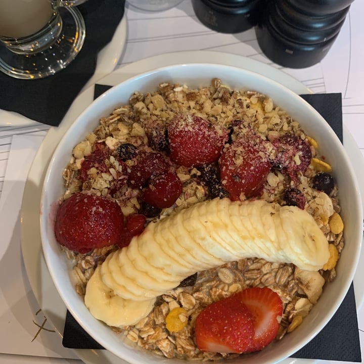 review photo of Boscovich Boutique Hotel Porridge on soya milk shared by @alfiya on 25 Jun 2021 - review