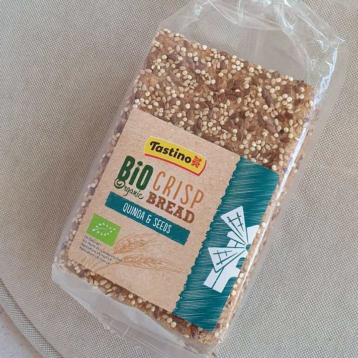 photo of Tastino Bio Crisp Bread quinoa and seeds shared by @lmolr on  28 Jan 2022 - review