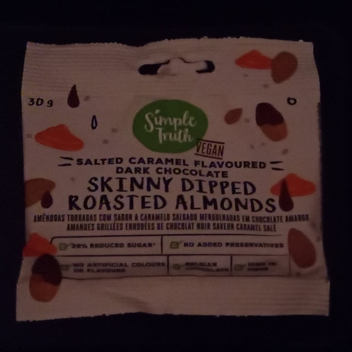 photo of Simple Truth Salted Caramel Flavoured Dark Chocolate Skinny Dipped Roasted Almonds shared by @ronelle on  14 Jul 2021 - review