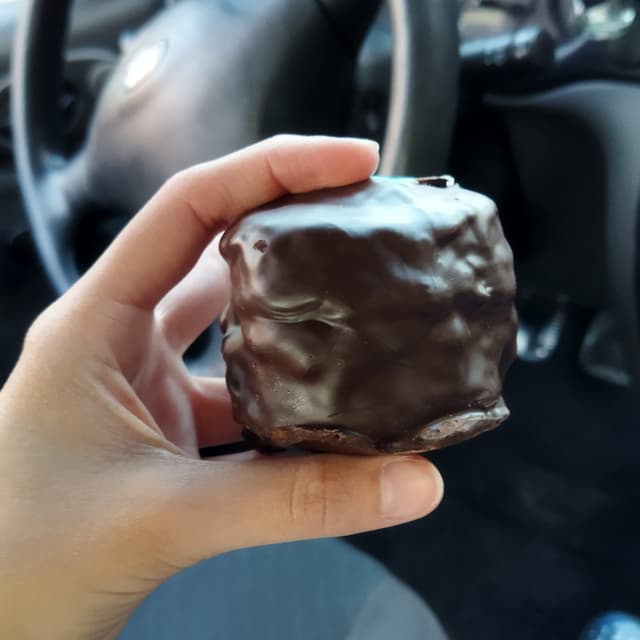 Photo of the dish “Alfajor de Chocolate”