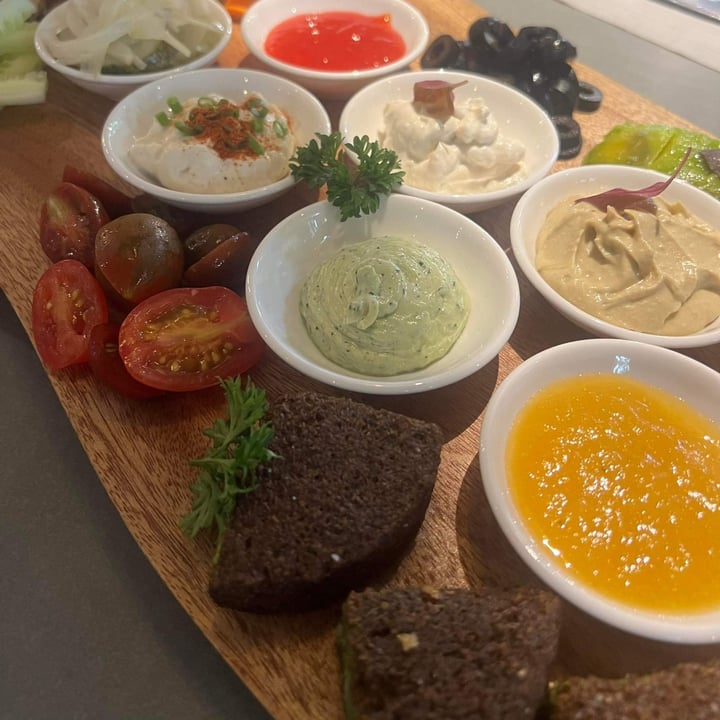 review photo of Café Tartine Saigon vegan platter shared by @abillionloves on 05 May 2022 - review