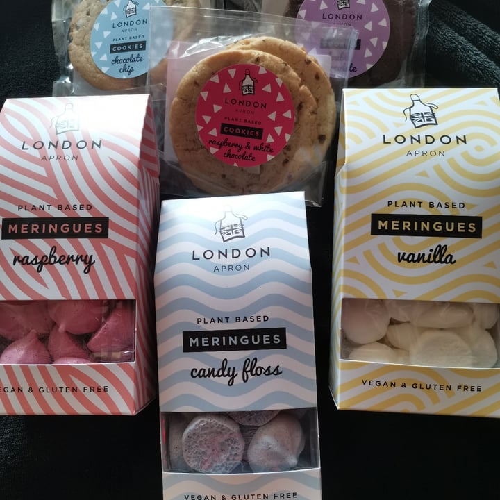 review photo of London apron London Apron Meringues shared by @crazycarrot on 05 Jul 2020 - review