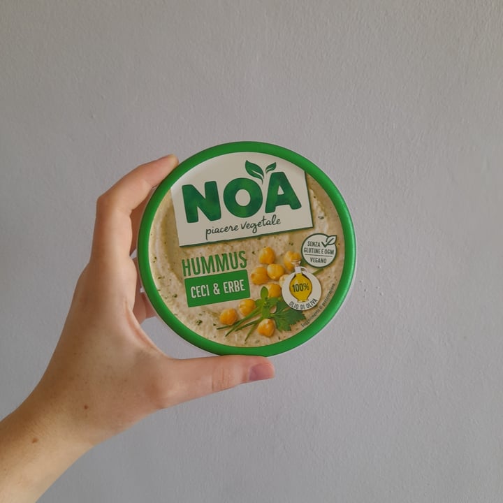 photo of Noa Hummus Ceci & Erbe shared by @martinafort on  18 Jul 2022 - review