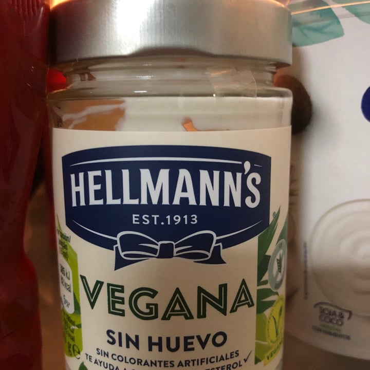 photo of Hellmann’s Hellman’s Vegan Mayonnaise shared by @oskar1995 on  30 Dec 2020 - review