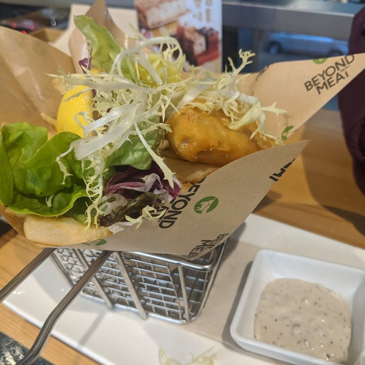 photo of Green Common The FOREST Gardein Fish & Chips shared by @shaaaaaaang on  18 Jun 2020 - review