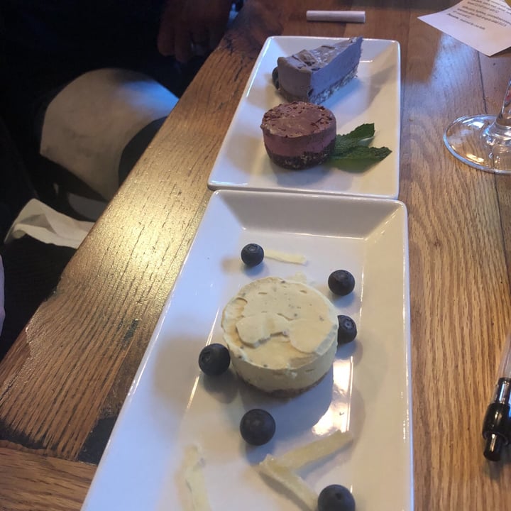 photo of Ruddy Duck Brewery & Grill Vegan ice cream platter shared by @ajb84 on  23 Feb 2019 - review