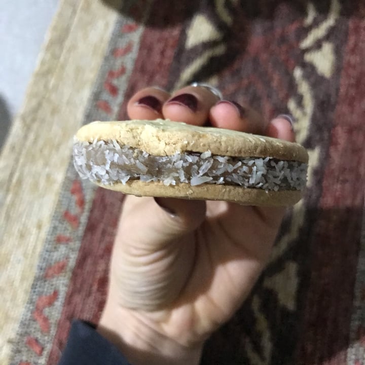 review photo of Felices Las Vacas Alfajor de maicena shared by @sofivarela1 on 18 Jun 2022 - review