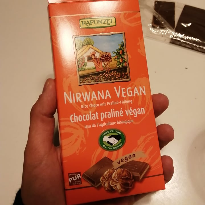 photo of Rapunzel Nirwana Vegan Chocolat Praliné shared by @mlizard on  12 Oct 2021 - review