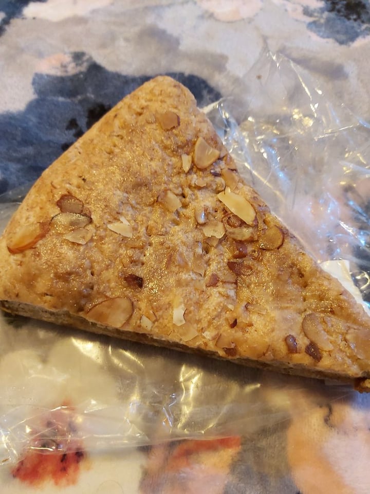 review photo of Hecho a Mano Repostería Orgánica Cemita de cajeta shared by @rattus on 27 Jan 2020 - review
