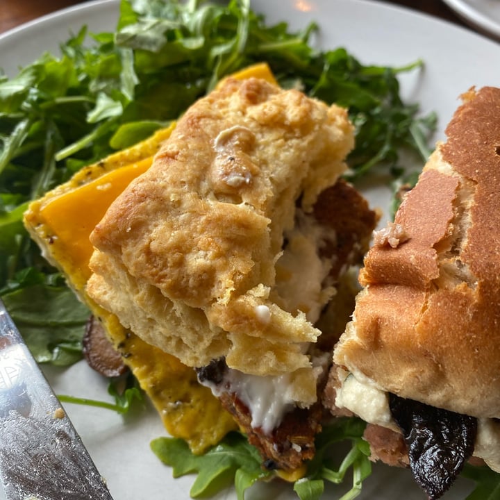 photo of Reverie Cafe + Bar Breakfast Sandwich shared by @soylentglenn on  30 Apr 2022 - review