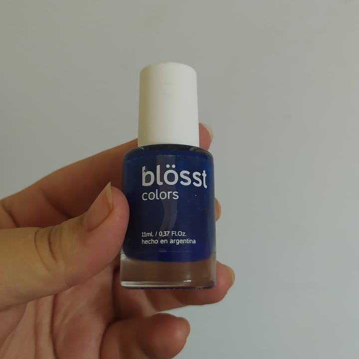 photo of blösst Esmalte Azul shared by @madamlestrange on  16 Apr 2022 - review