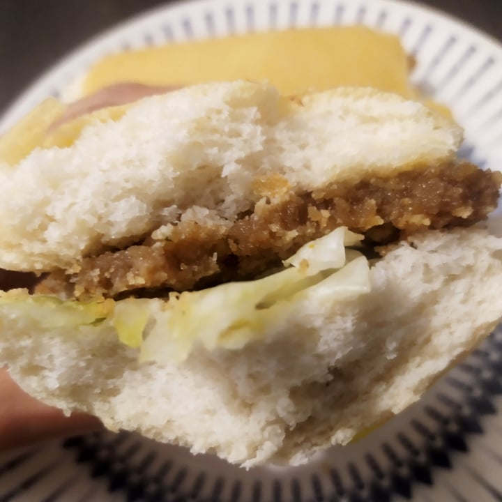 review photo of Vesak Sándwich de mila de seitán shared by @soyfeminati on 01 Sep 2021 - review