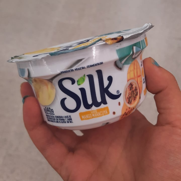 photo of Silk Yogurt de Mango y Maracuyá shared by @marleneriolo on  15 Dec 2022 - review