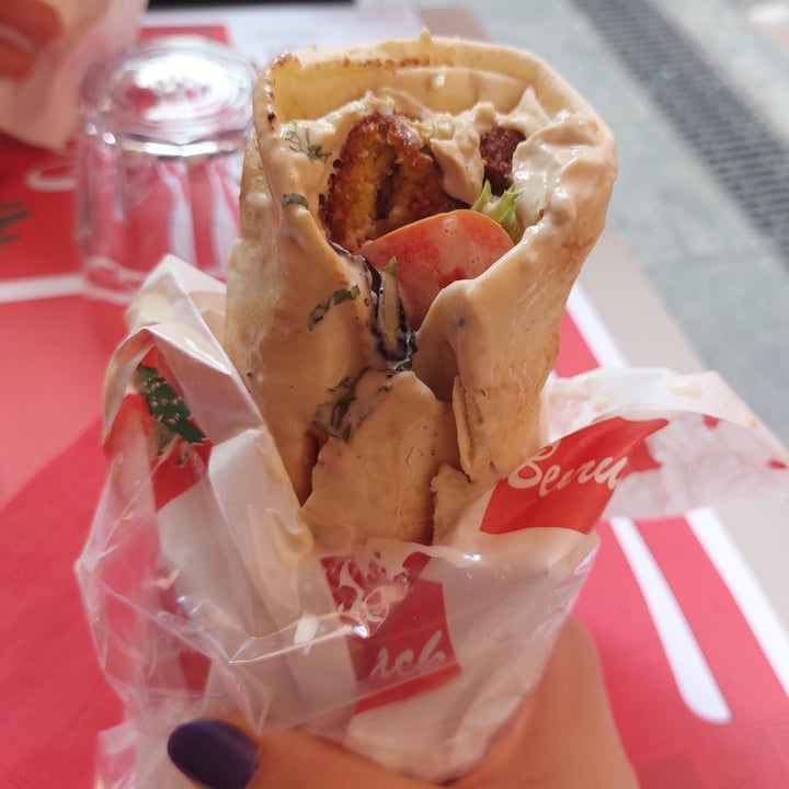 photo of Beirut Snack Piadina extra falafel shared by @broccoloblu on  07 Aug 2022 - review