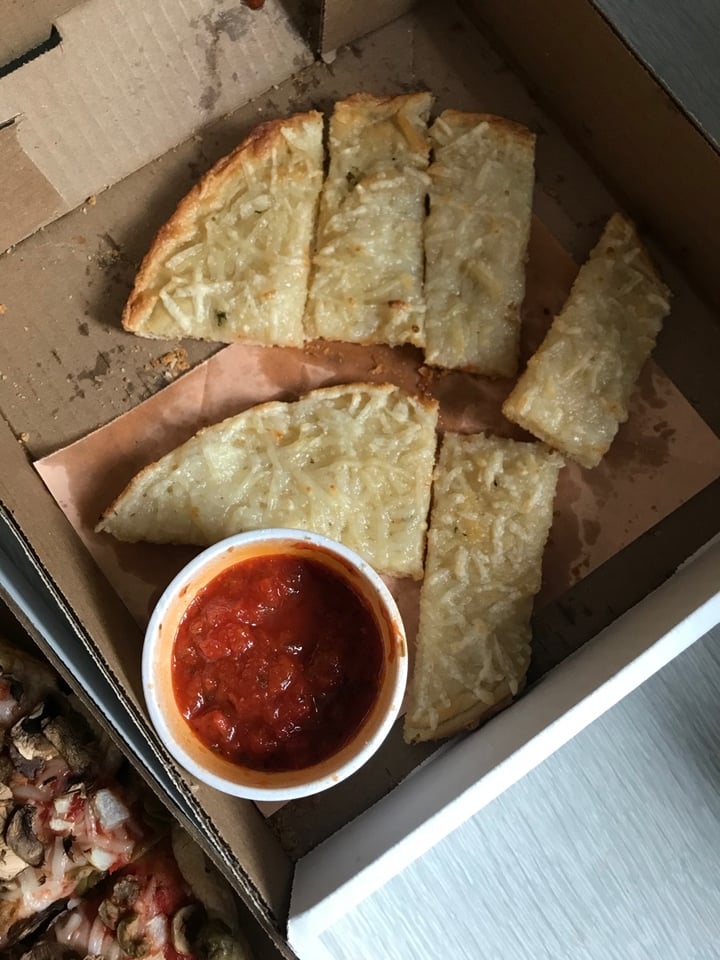 photo of Rollin' Pizza Inc. Vegan Garlic Fingers With Cheese shared by @kitmacneil on  01 Apr 2020 - review