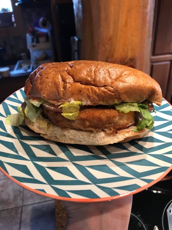 photo of Stand-Up Burgers Santa Fe Crispy Chickin’ Sandwich shared by @mallory17 on  01 Mar 2020 - review