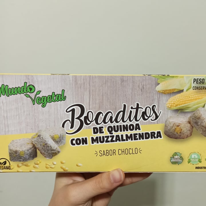 photo of Mundo Vegetal Bocaditos de Quinoa y Muzzalmendra sabor choclo shared by @mechiv on  21 Jun 2020 - review