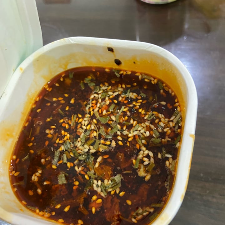 photo of Hai Di Lao Hot and Sour Instant Vermicelli shared by @baothebijin on  13 Nov 2022 - review