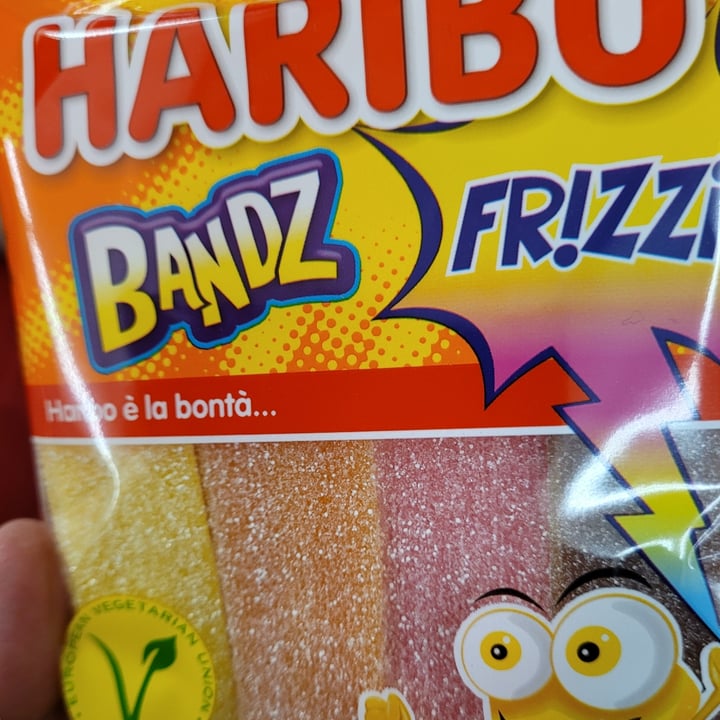 review photo of Haribo Bandz Frizzi shared by @zizzivegan on 05 Dec 2021 - review