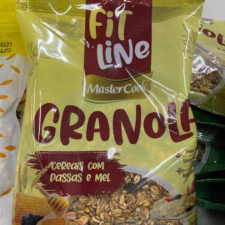 review photo of FitLine Granola com mel e passas shared by @biwanfey on 03 Jun 2022 - review
