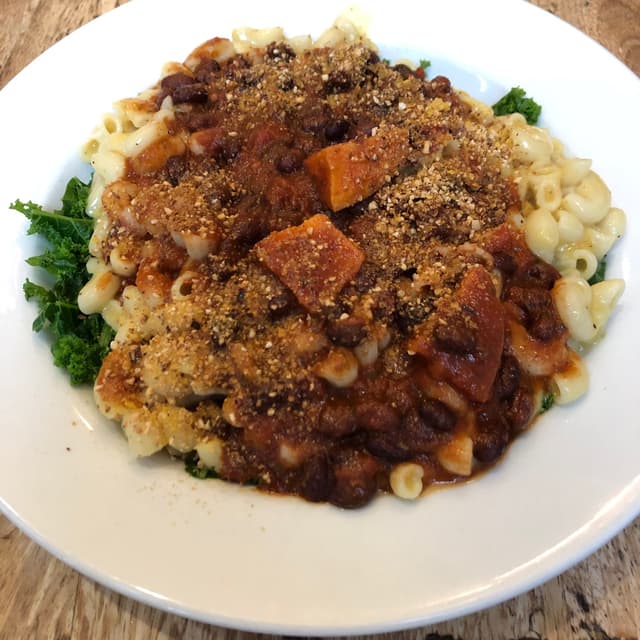 Foto del piatto “Soy Chorizo Mac & Cheese”