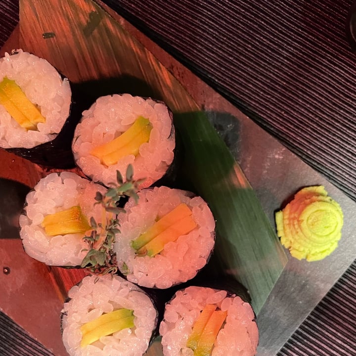 photo of Sushiro Lecce Sushi vegan shared by @letiziaquarta on  01 Apr 2022 - review