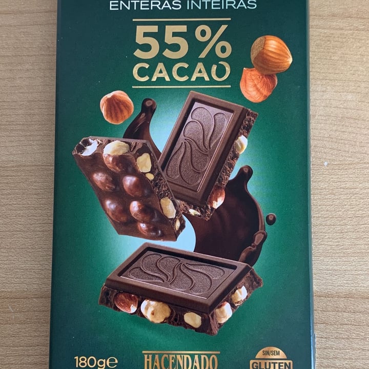 photo of Hacendado Chocolate Avellanas Enteras 55% shared by @elyqs on  22 Aug 2022 - review