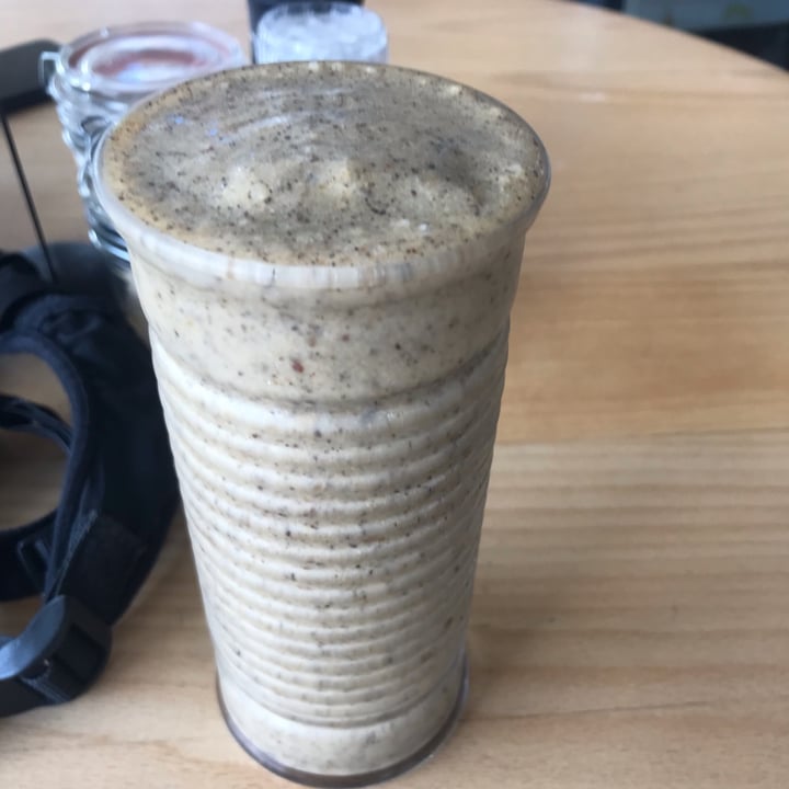 photo of La coco C Rock solid Smoothie shared by @harmlessimpact on  08 Mar 2022 - review