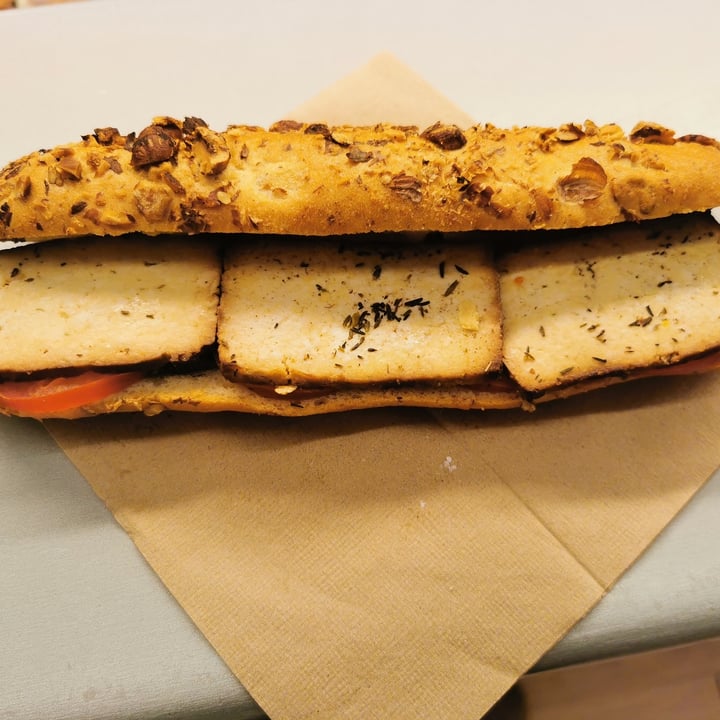 review photo of Enzian vegane Bäckerei Tofu and tomato sandwich shared by @mayaralila on 30 Jun 2021 - review