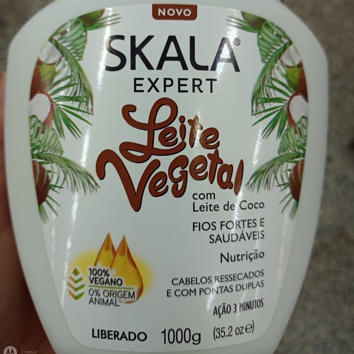 photo of Skala Creme De Cabelo De Leite De Côco shared by @fehbatelo on  02 May 2022 - review