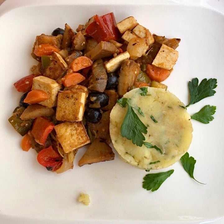 review photo of Ristorante Pizzeria Al Duomo Tofu & Seitan with vegetables shared by @juliageyer on 31 Aug 2020 - review