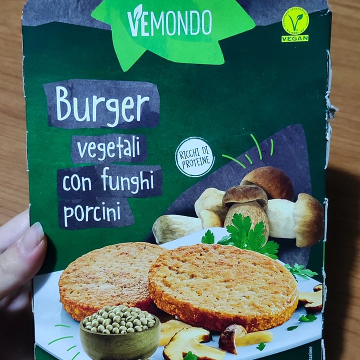 review photo of Vemondo Burger ai Porcini shared by @mariaelena0 on 05 Nov 2022 - review