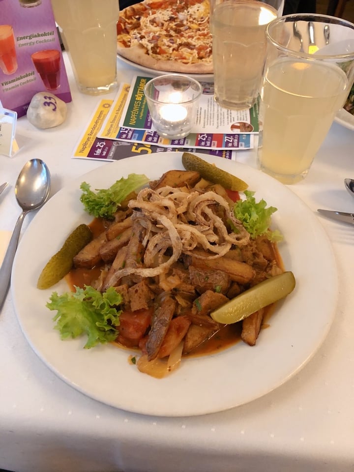photo of Napfényes Restaurant and Confectionery Seitan Roast à la Brasov shared by @mywaytobelieve on  19 Feb 2020 - review