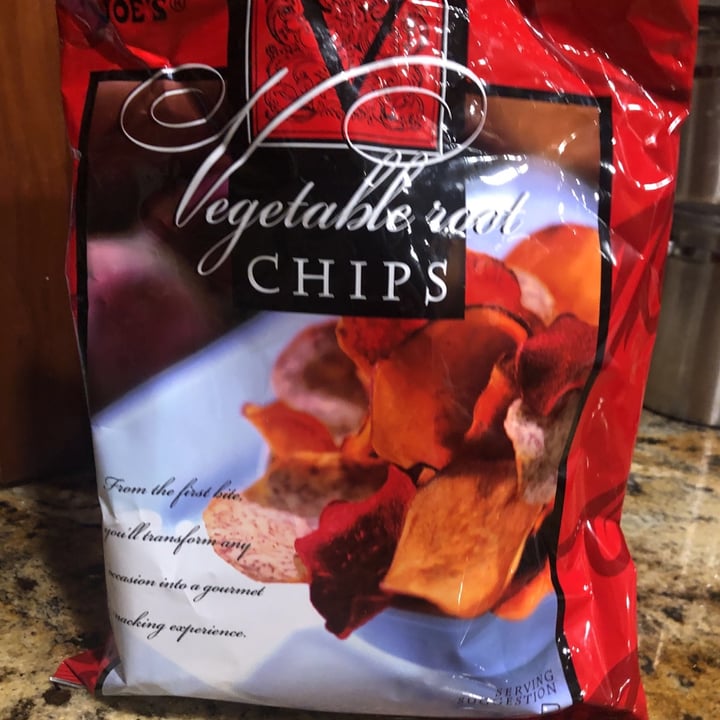 photo of Trader Joe's Vegetable root chips shared by @tjhooker on  27 Jun 2021 - review