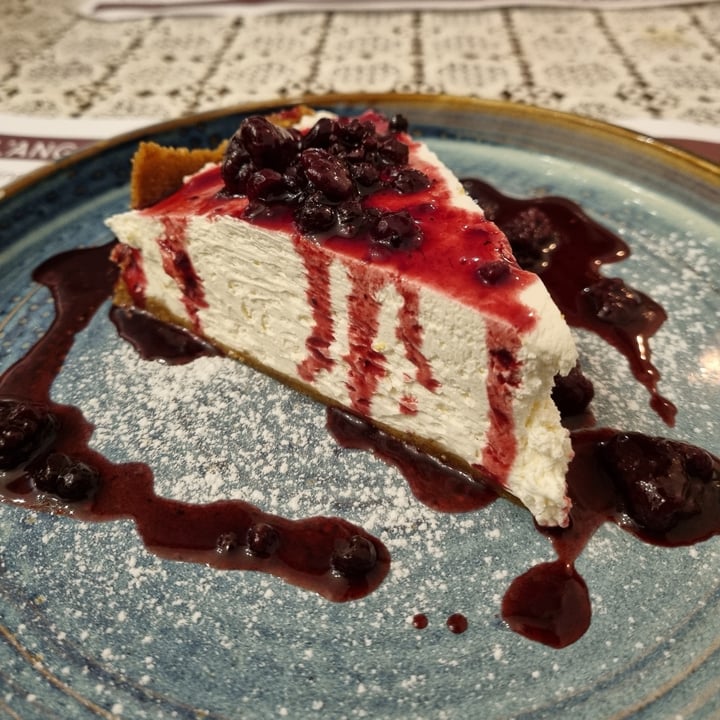 photo of Osteria L’Angolo Divino Cheesecake Vegana shared by @angelicamarchetti on  03 Jan 2022 - review