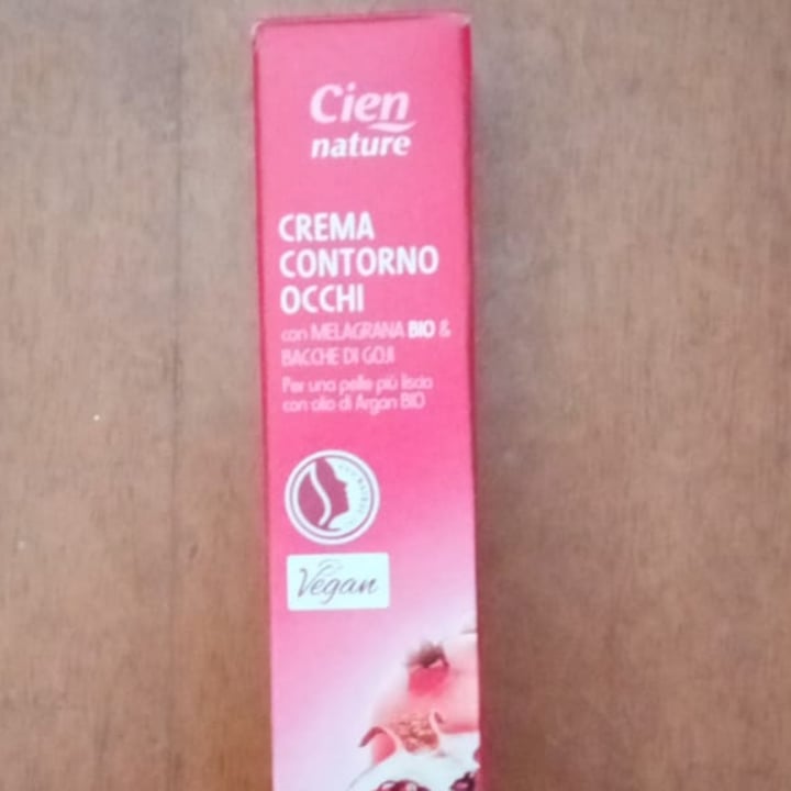 photo of Cien Crema contorno occhi shared by @manu97 on  05 Jul 2021 - review