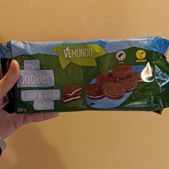 photo of Vemondo Vegan Cookies Cocoa & Vanilla Flavour shared by @nononorae on  11 Jun 2022 - review