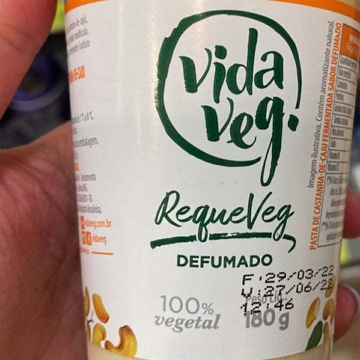 review photo of Vida Veg Requeijão defumado shared by @patyrovelo on 04 May 2022 - review
