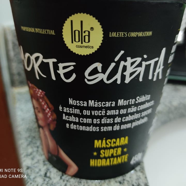 photo of Lola Cosmetics Mascara Capilar Morte Súbita shared by @amandamenini on  19 Apr 2022 - review