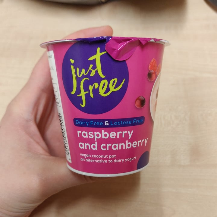 photo of Just Free Raspberry and cranberry yogurt shared by @sopheen on  02 Jun 2021 - review