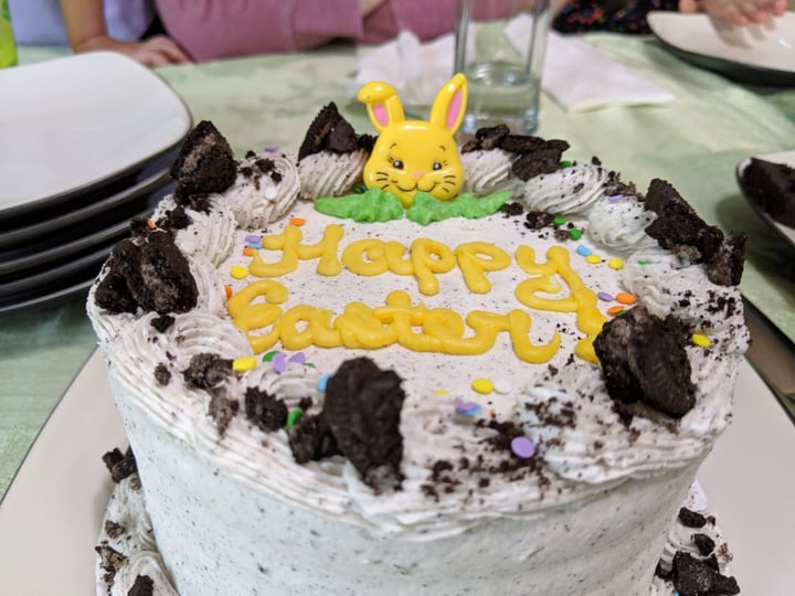 photo of Sweet Avenue Bake Shop Cookies and Cream Cake shared by @ravenousvegan on  24 Apr 2019 - review