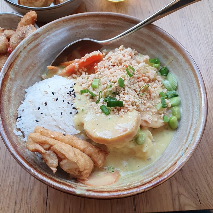 photo of Liu Lin Liu's Coconut Curry shared by @danieledmb on  27 Nov 2021 - review